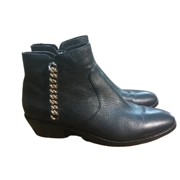 Coach Black Leather Booties Ankle Boots w Gold Chain Detail size 9 - Picture 7 of 13